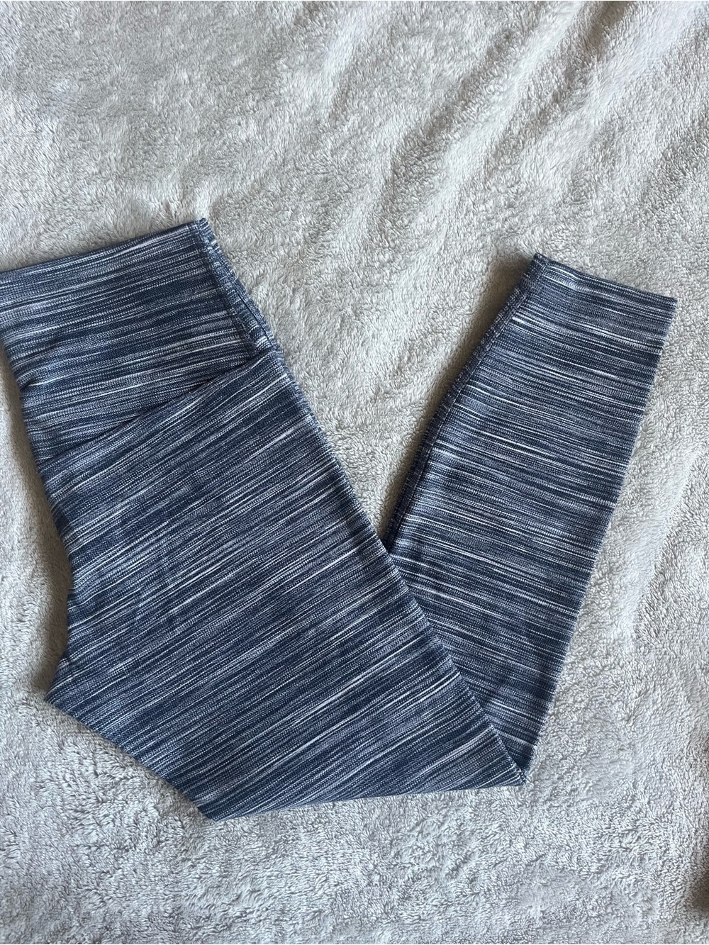 Lululemon Align High-Rise Leggings 25” size 8 in Striped Grey